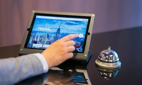 Passenger self-service kiosk
